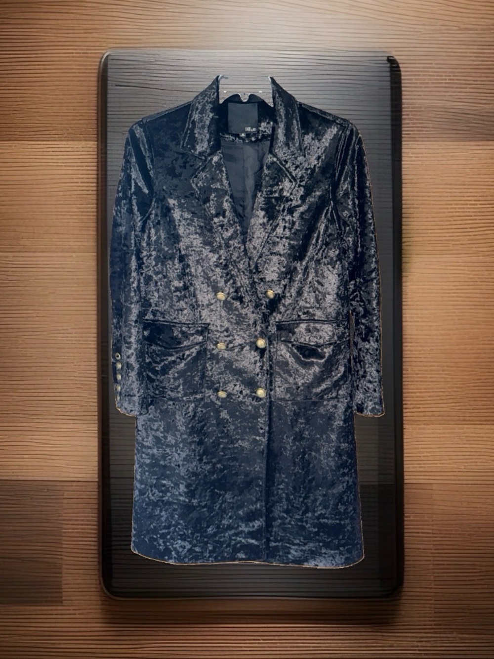 Fate Women’s Double-Breasted Black Crushed Velvet Trench Coat-M-EC